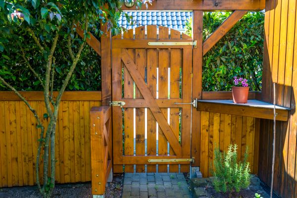 Cost of Wood Gate Repair in Iowa City