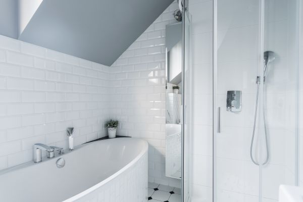 Cost of Bathroom Caulking Service in Iowa City