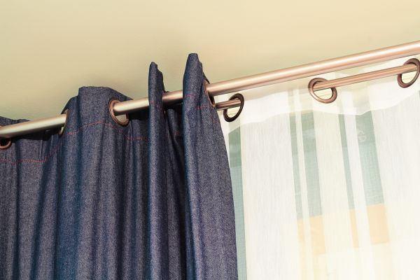 Cost of Curtain Rod Replacement in Iowa City