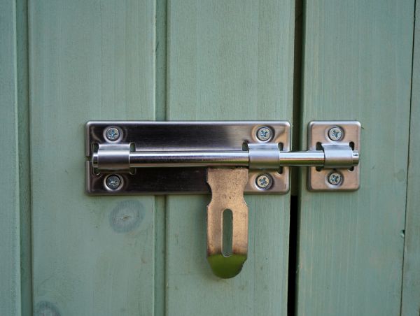 Cost of Gate Latch Replacement in Iowa City