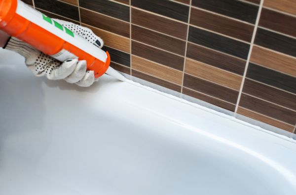Cost of Bathtub Sealing in Iowa City