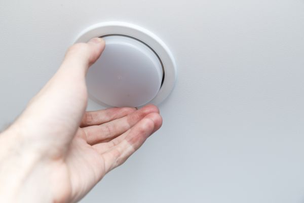 Cost of Ceiling Light Bulb Replacement in Iowa City