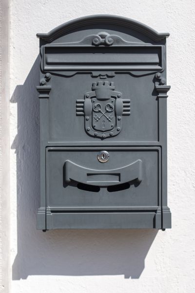 Cost of Wall Mailbox Mounting in Iowa City