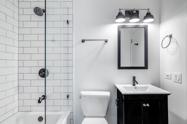 Cost of Bathroom Hardware Installation in Iowa City